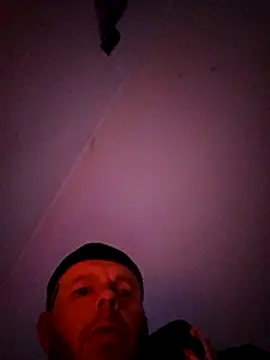 Snapshot of Stossfest43 chatting on March 7, 6:21 am Stossfest43 online show from March 7, 6:21 am