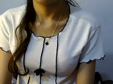 Snapshot of Mehaak_ chatting on June 6, 10:42 am Mehaak online show from June 6, 10:42 am