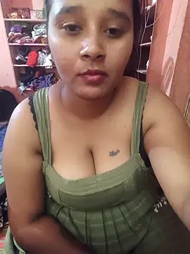 Snapshot of Andra_Ammai chatting on April 12, 9:36 am Andra Ammai online show from April 12, 9:36 am