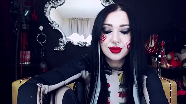 GoddessGeo online show from October 31, 3:46 pm