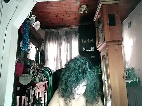 Snapshot of cosmicstar chatting on April 7, 9:54 am cosmicstar online show from April 7, 9:54 am