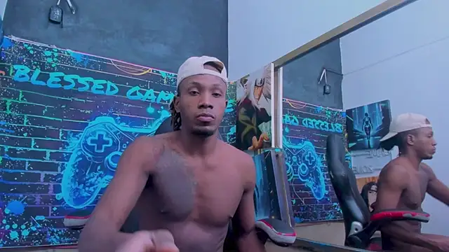 Jeanpieroo26 online show from February 12, 7:42 pm