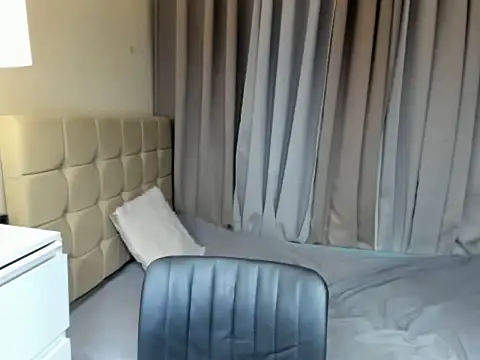 Janelaxx online show from February 25, 4:49 pm