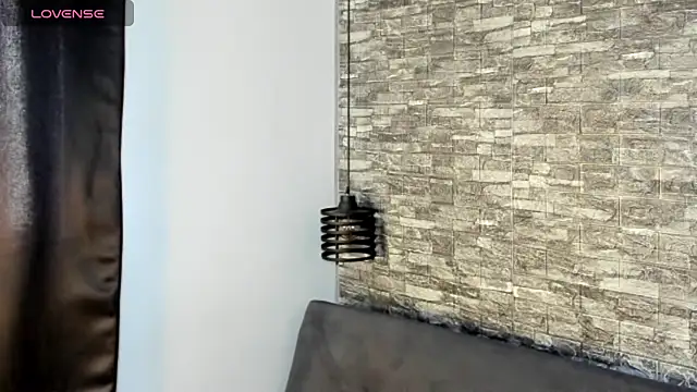 ASHLEY COLLINS1 online show from February 27, 1:11 pm