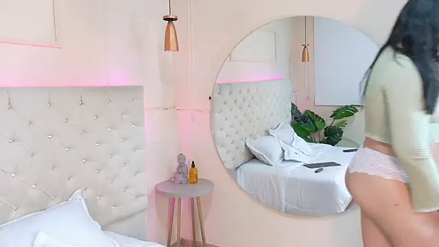 AnnaiTaylor online show from February 11, 11:37 am