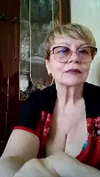 Snapshot of SophieBurns chatting on July 13, 10:29 am SophieBurns online show from July 13, 10:29 am