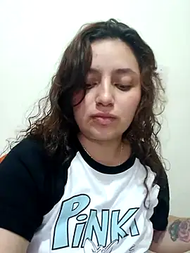 MajoArias online show from March 29, 4:12 am