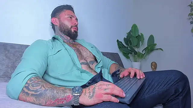 Alessrose online show from July 1, 9:47 pm