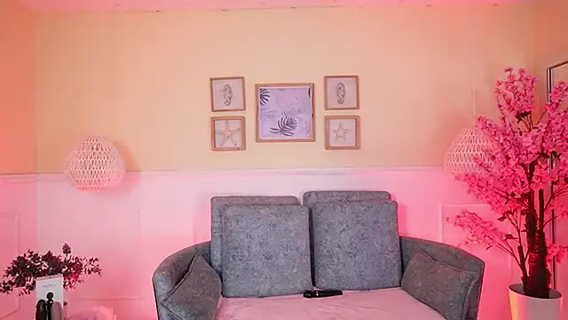 ElectraJonesX online show from March 11, 11:38 am