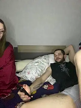 Couple duo25 online show from February 7, 10:13 pm