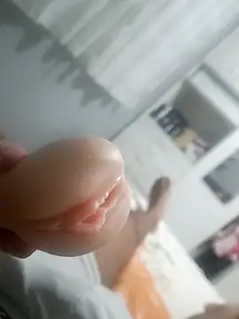 marcosrodrigues online show from February 5, 11:09 pm