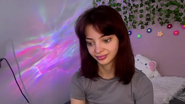 Snapshot of CassyVixen chatting on April 6, 4:52 pm CassyVixen online show from April 6, 4:52 pm