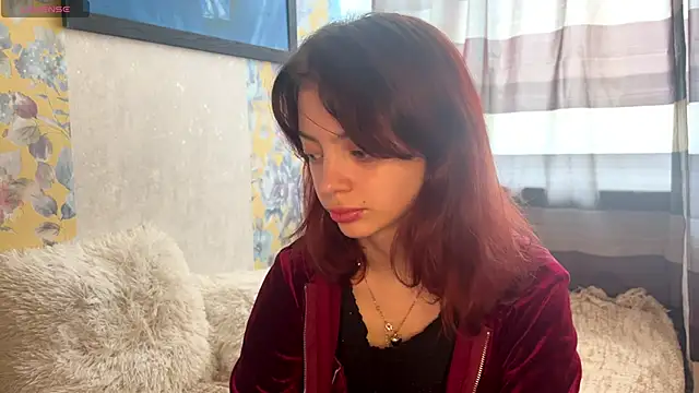 Snapshot of CassyVixen chatting on June 18, 3:27 pm CassyVixen online show from June 18, 3:27 pm