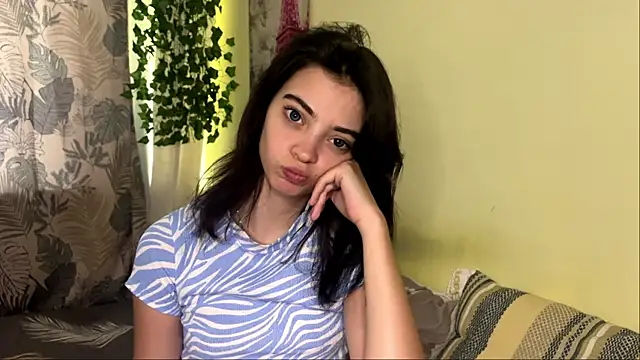 CassyVixen online show from July 4, 3:07 pm