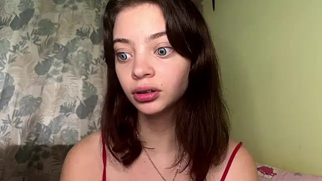CassyVixen online show from August 2, 3:10 pm