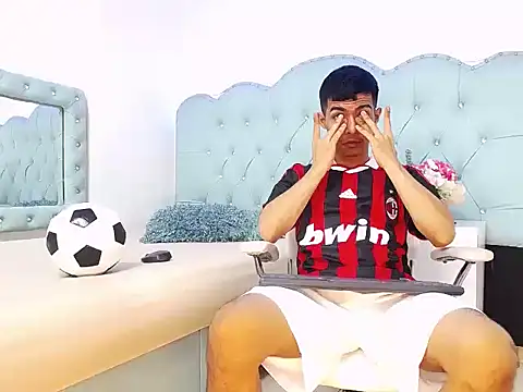 Apolo Richards online show from February 7, 7:50 pm