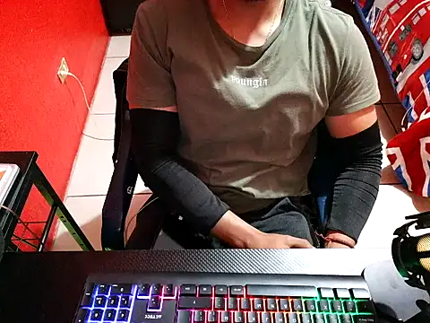 Snapshot of samantitahot chatting on February 14, 12:07 am samantitahot online show from February 14, 12:07 am