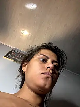 Snapshot of RachelWeisz_ chatting on March 16, 10:19 am RachelWeisz online show from March 16, 10:19 am