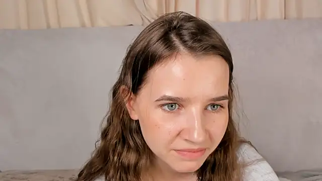 Snapshot of OnyxViper chatting on April 1, 1:41 pm OnyxViper online show from April 1, 1:41 pm