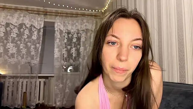 NancieBrack online show from February 9, 7:40 pm