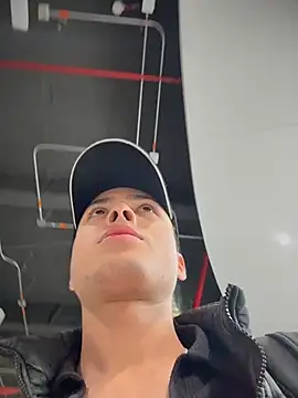 Eros lee online show from March 22, 4:32 pm