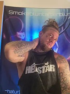 Snapshot of Smokebluntafterblunt chatting on March 11, 12:55 pm Smokebluntafterblunt online show from March 11, 12:55 pm