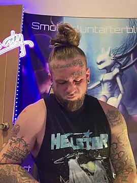 Snapshot of Smokebluntafterblunt chatting on March 29, 10:15 am Smokebluntafterblunt online show from March 29, 10:15 am