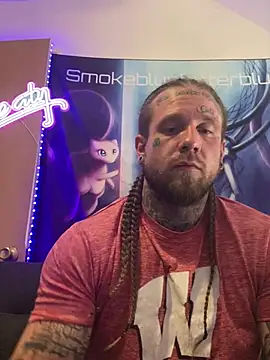 Snapshot of Smokebluntafterblunt chatting on April 22, 2:36 am Smokebluntafterblunt online show from April 22, 2:36 am