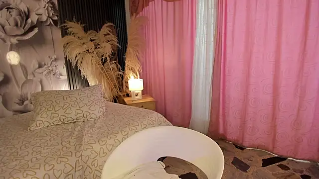 AngelDoll 1 online show from July 24, 9:35 pm
