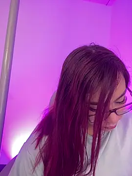 Wen 01 online show from March 5, 11:39 am