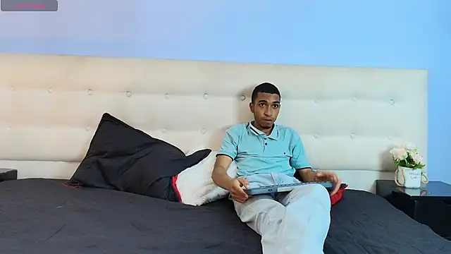 Snapshot of RickeyngySweet chatting on March 17, 12:41 pm RickeyngySweet online show from March 17, 12:41 pm