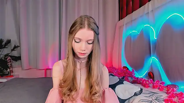 lada2k4 online show from February 14, 6:32 am