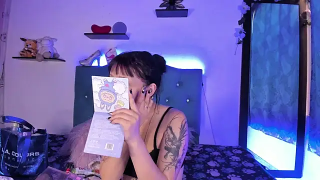 Sandy ass 69  online show from March 24, 1:27 pm