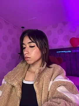 alahia pink online show from March 6, 4:20 am