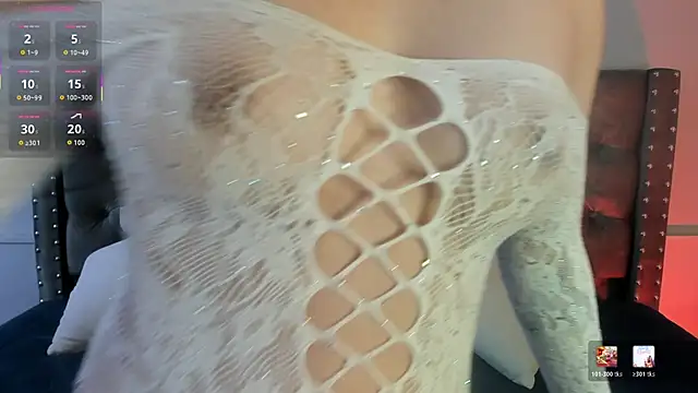 cloee  2 online show from February 11, 4:50 am