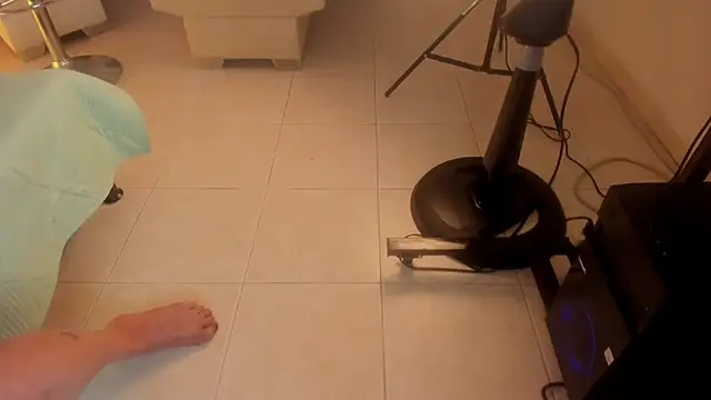 shantall cruzz online show from March 25, 3:45 am