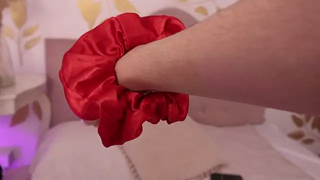 Snapshot of EmmaClark__ chatting on March 25, 10:05 pm EmmaClark online show from March 25, 10:05 pm