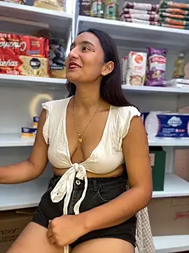 -BabyLuna online show from March 17, 1:03 pm