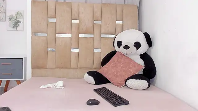 ValentiinaMoon online show from February 11, 7:52 pm