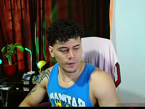 Logan0626 online show from May 28, 12:24 pm