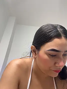 Snapshot of Mia__Starxxx chatting on June 18, 9:08 pm Mia Starxxx online show from June 18, 9:08 pm