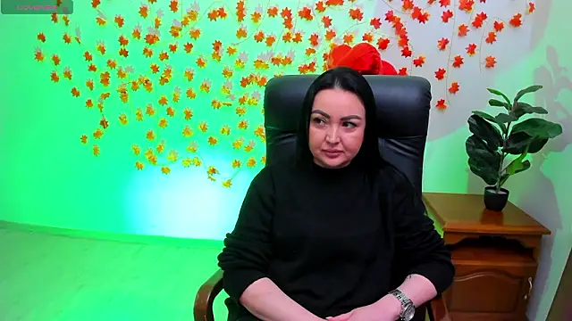 MilaVis online show from February 10, 2:43 pm