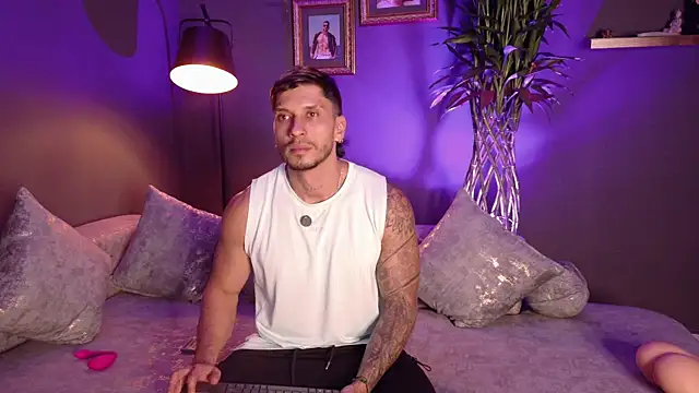 Seth Vega  online show from March 11, 8:15 pm