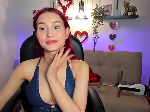 naomy stanley online show from February 13, 4:30 am