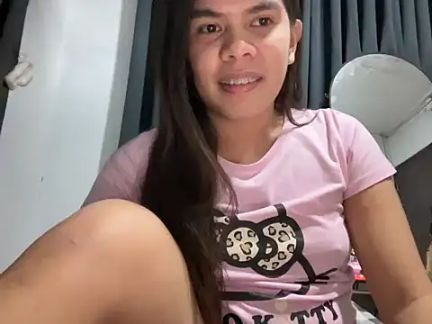 Snapshot of Mooree_naba chatting on February 17, 10:56 am Mooree naba online show from February 17, 10:56 am