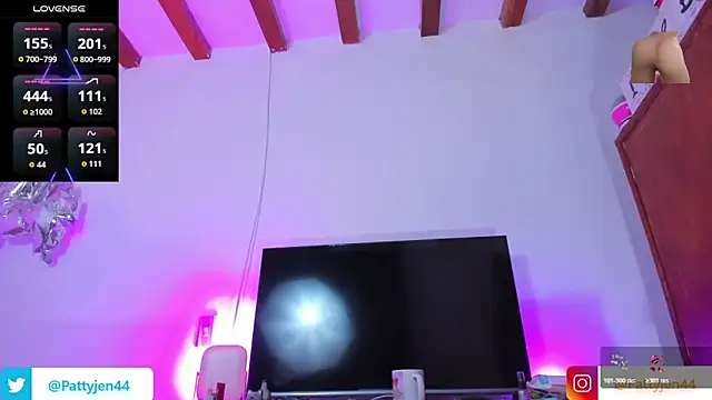 pattyjenkinss online show from June 12, 10:08 pm