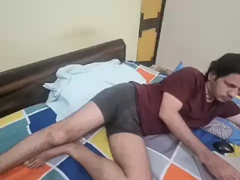 papacitoji online show from April 12, 10:59 pm