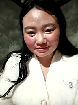 lisn-cute online show from February 11, 1:49 pm