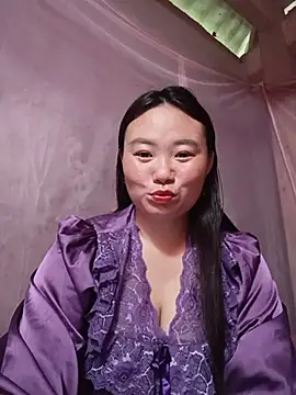 Snapshot of lisn-cute chatting on July 1, 9:11 am lisn-cute online show from July 1, 9:11 am