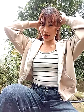 Snapshot of aiai220 chatting on March 21, 5:56 am aiai220 online show from March 21, 5:56 am